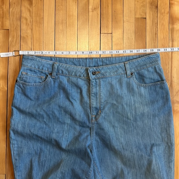 L.L. Bean Jeans - Picture 7 of 12